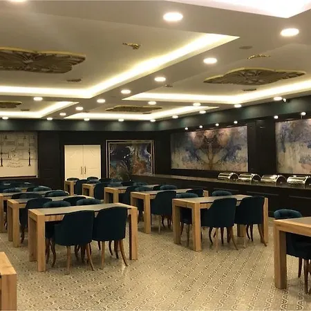מלון Sea Star 3*