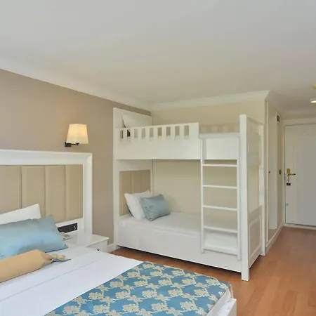 ホテル Sea Star Elikesik