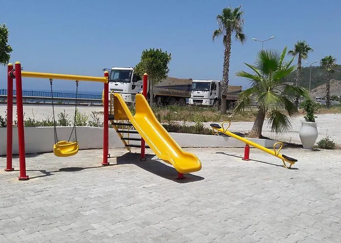 מלון Sea Star Elikesik